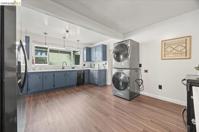 3608 Adeline St, Emeryville, CA 94608