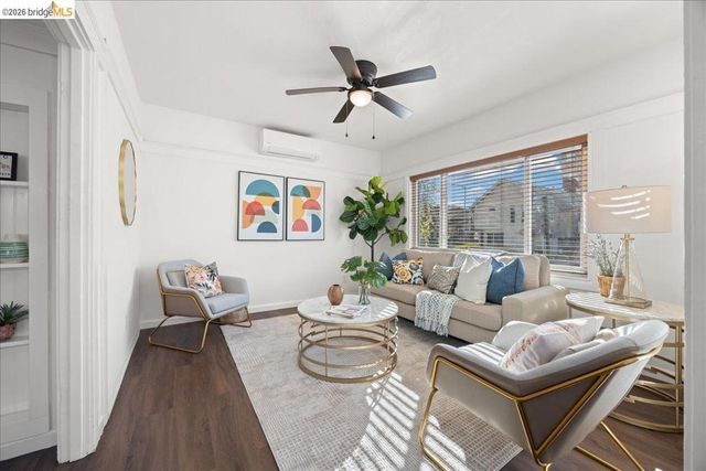 3608 Adeline St, Emeryville, CA 94608