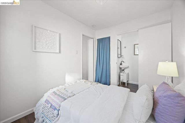 3608 Adeline St, Emeryville, CA 94608