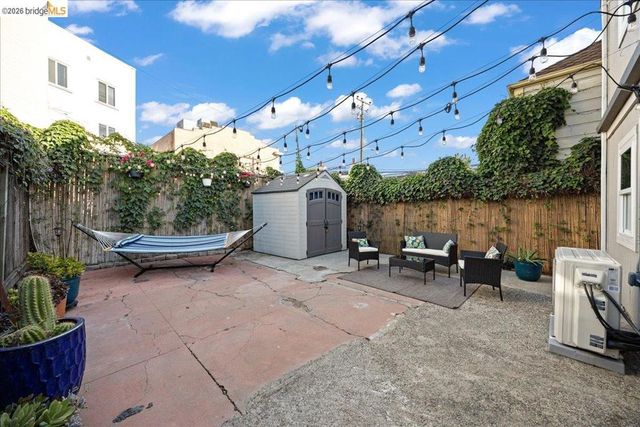 3608 Adeline St, Emeryville, CA 94608