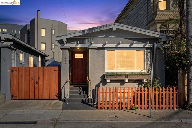 3608 Adeline St, Emeryville, CA 94608