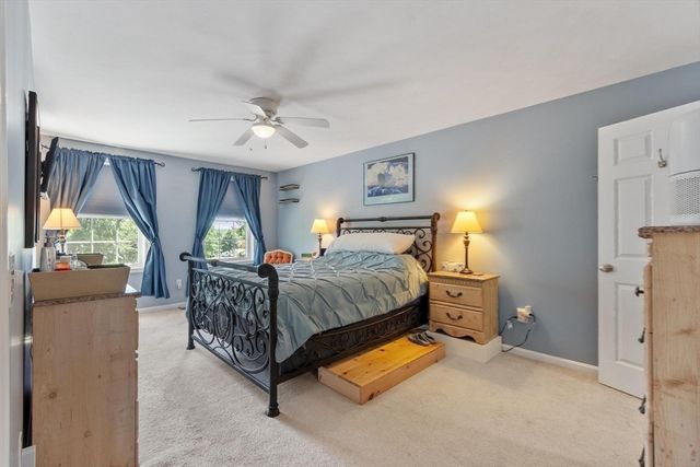 30 Morningside Dr, Haverhill, MA 01832