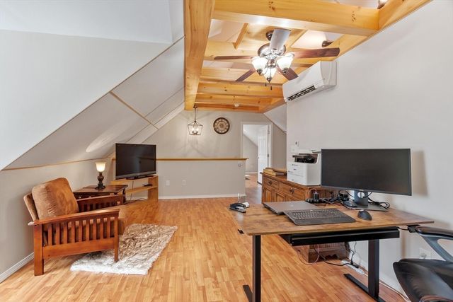 30 Morningside Dr, Haverhill, MA 01832