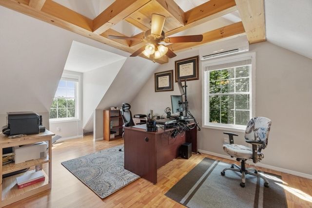 30 Morningside Dr, Haverhill, MA 01832