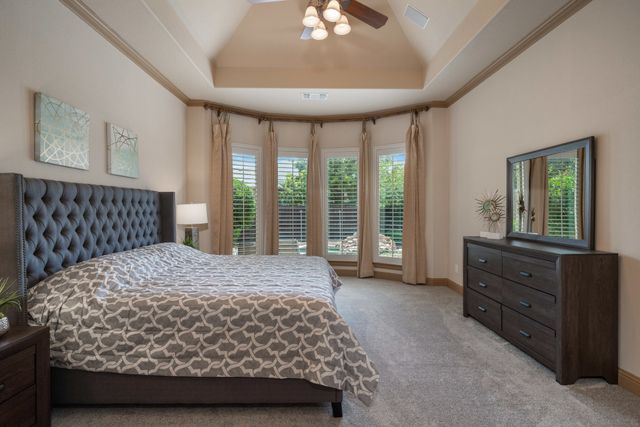 1016 Lady Lore Lane, Lewisville, TX 75056