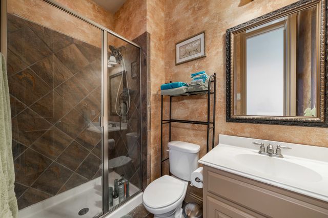 1016 Lady Lore Lane, Lewisville, TX 75056