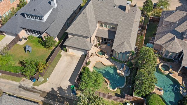 1016 Lady Lore Lane, Lewisville, TX 75056