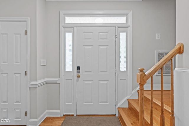 104 Lost Tree Lane, Cary, NC 27513