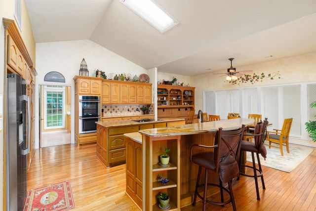 8 Guindola Circle, Hot Springs Village, AR 71909