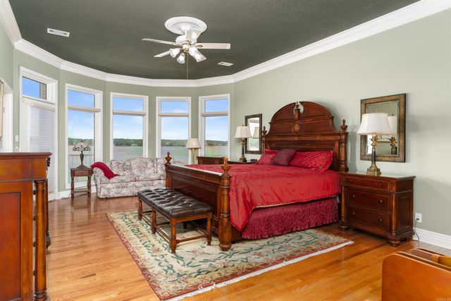 8 Guindola Circle, Hot Springs Village, AR 71909