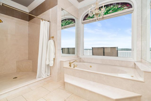 8 Guindola Circle, Hot Springs Village, AR 71909