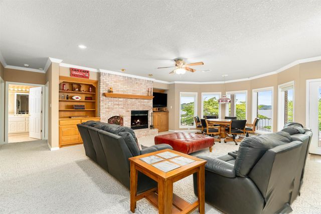 8 Guindola Circle, Hot Springs Village, AR 71909