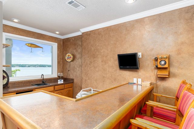 8 Guindola Circle, Hot Springs Village, AR 71909