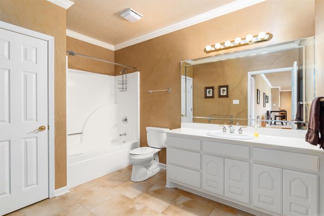 8 Guindola Circle, Hot Springs Village, AR 71909