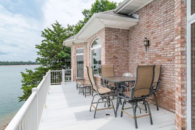 8 Guindola Circle, Hot Springs Village, AR 71909