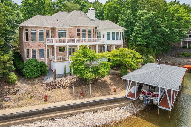 8 Guindola Circle, Hot Springs Village, AR 71909