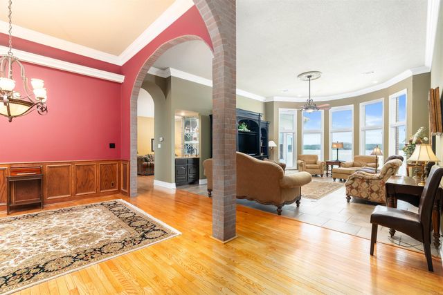 8 Guindola Circle, Hot Springs Village, AR 71909