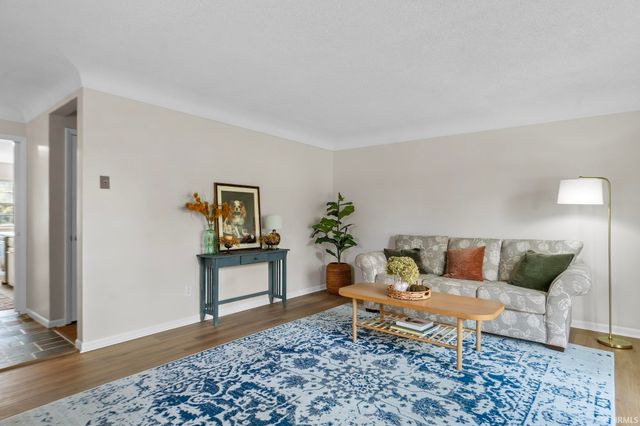 5303 Sherrill Drive, Fort Wayne, IN 46806