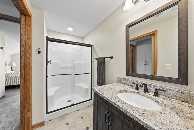 W68N915 Washington AVENUE, Cedarburg, WI 53012