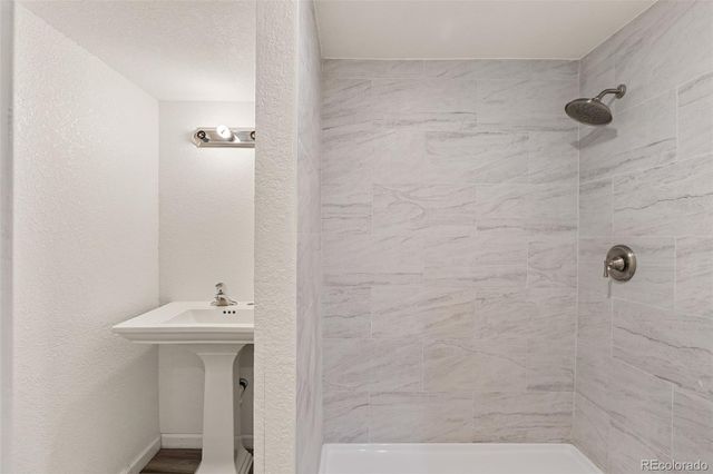 22803 E Progress Avenue, Aurora, CO 80015