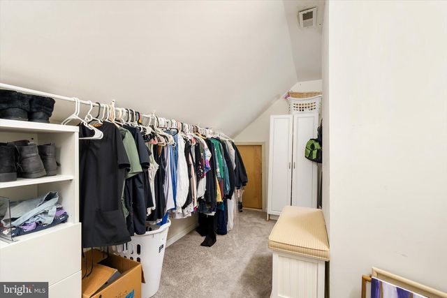 8 CARNEY WAY, Hamilton, NJ 08620