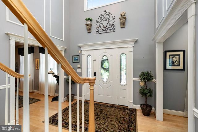 8 CARNEY WAY, Hamilton, NJ 08620