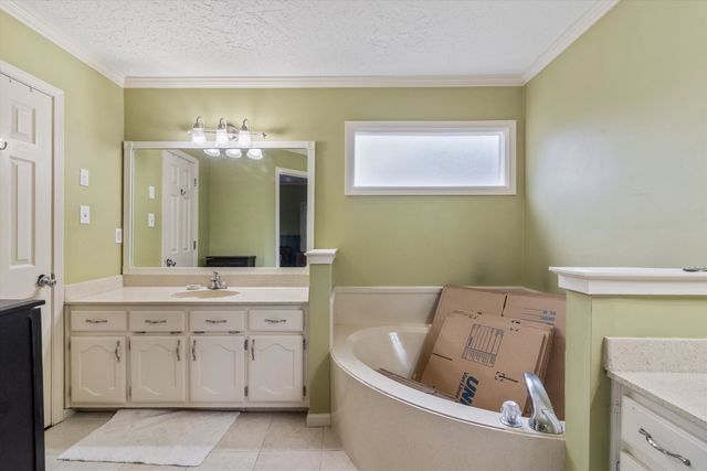 4150 CANNA HILL CT, Bartlett, TN 38135