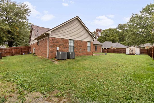 4150 CANNA HILL CT, Bartlett, TN 38135