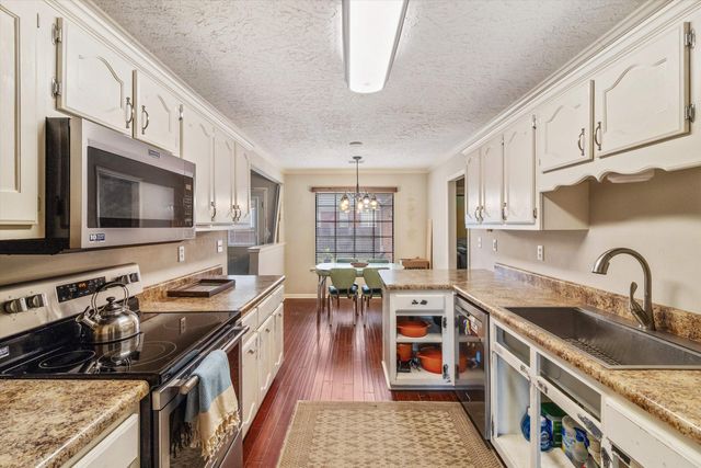 4150 CANNA HILL CT, Bartlett, TN 38135