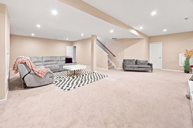 2176 Nelson Lane, Delaware, OH 43015