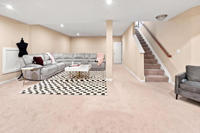 2176 Nelson Lane, Delaware, OH 43015
