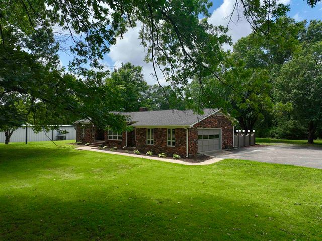 808 W MAIN ST, Adamsville, TN 38310