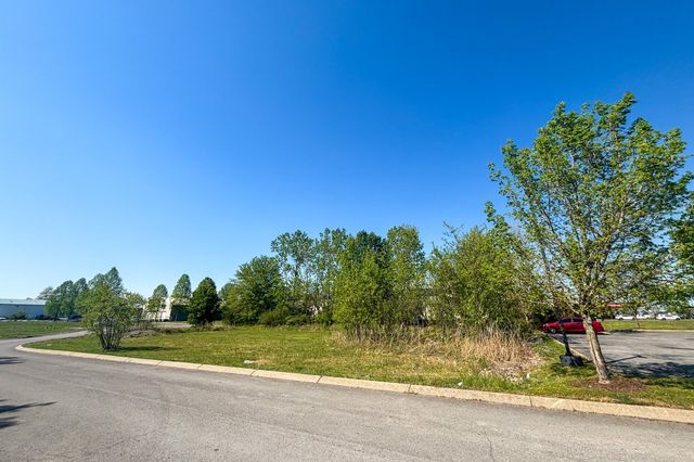 1623 Beasie Rd, Murfreesboro, TN 37128