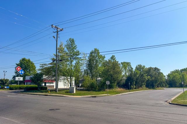 1623 Beasie Rd, Murfreesboro, TN 37128