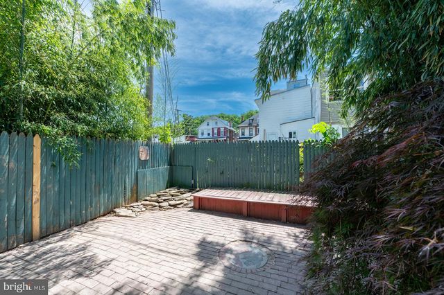 2212 PERKIOMEN AVE, Reading, PA 19606
