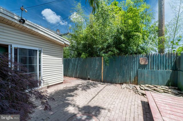 2212 PERKIOMEN AVE, Reading, PA 19606