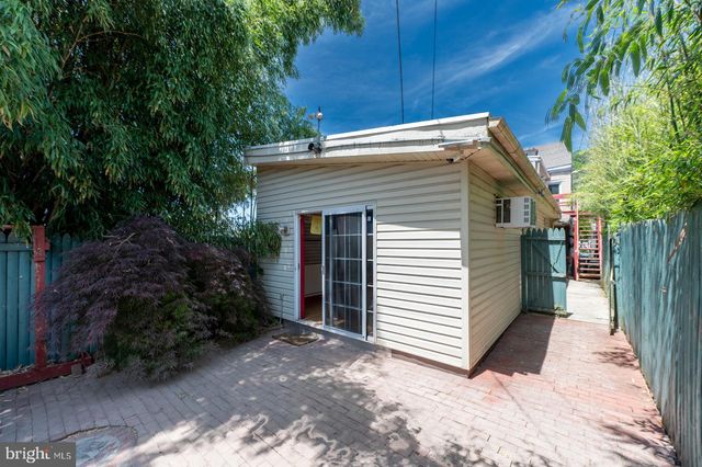 2212 PERKIOMEN AVE, Reading, PA 19606