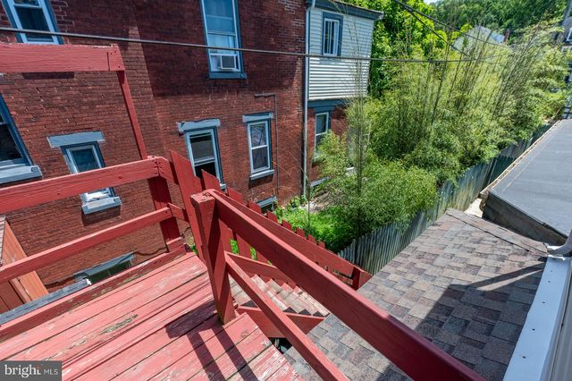 2212 PERKIOMEN AVE, Reading, PA 19606