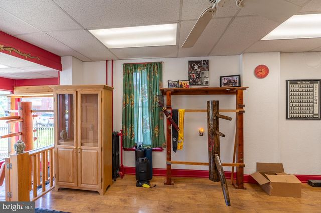 2212 PERKIOMEN AVE, Reading, PA 19606