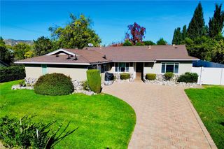 23813 Calvert, Woodland Hills, CA 91367