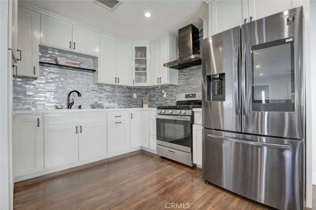 7007 Murietta Avenue, Van Nuys, CA 91405