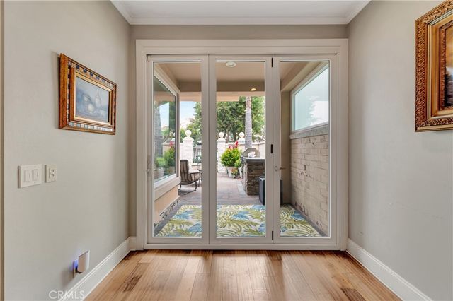 6111 Greenbrier Drive, Huntington Beach, CA 92648