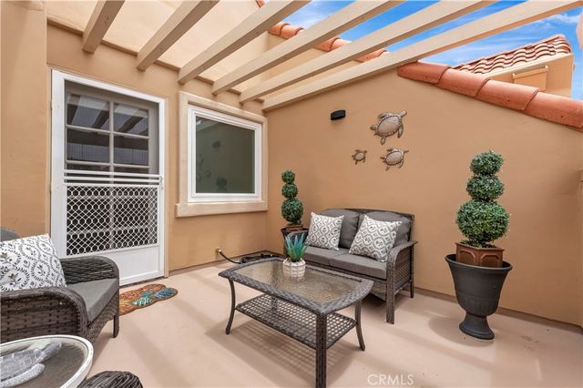 6111 Greenbrier Drive, Huntington Beach, CA 92648