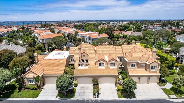 6111 Greenbrier Drive, Huntington Beach, CA 92648