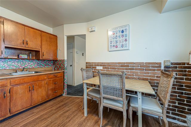 53 N 1st Street, Deer Park, NY 11729
