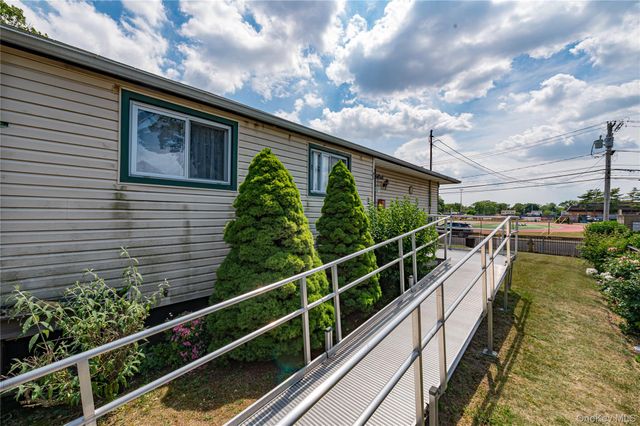 53 N 1st Street, Deer Park, NY 11729