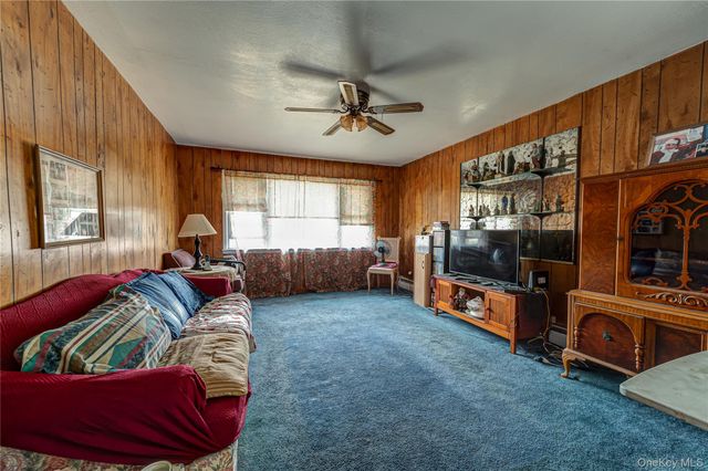53 N 1st Street, Deer Park, NY 11729