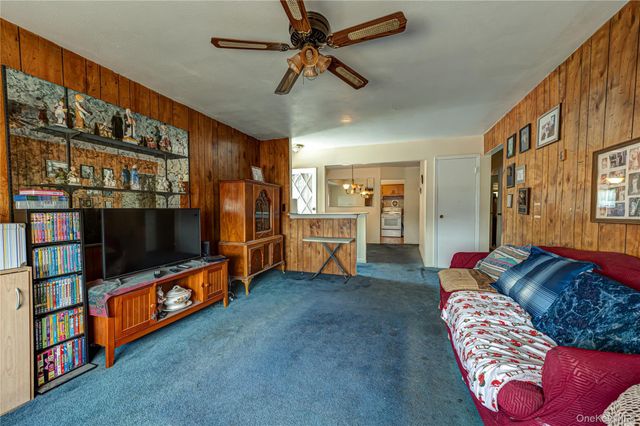 53 N 1st Street, Deer Park, NY 11729
