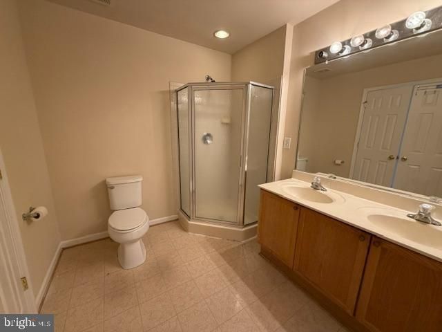41 LITCHFIELD LN E, Martinsburg, WV 25405