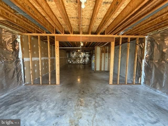 41 LITCHFIELD LN E, Martinsburg, WV 25405